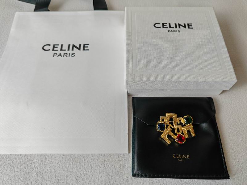 Celine Brooch 05lyr05